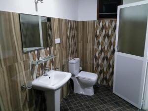 Hikkaduwa Family Inn