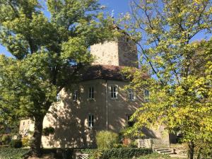 Apartement Ferienwohnung am Wasserschloss Erlach Saksamaa