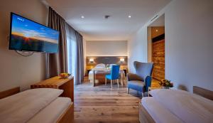 Family Room with Balcony room in Landgasthof Wurm