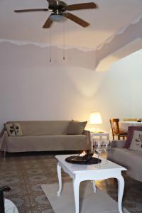 Maria Court 2, Apt 32