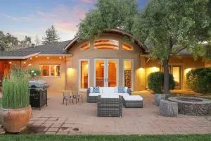 Casa de Azel - Angwin