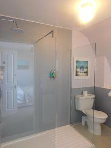 Double Room with Sea View room in Cullen Bay Hotel