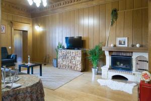 One Only City Center Apartment up to 9 guests