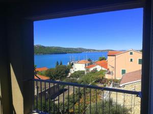 Apartman Tisno