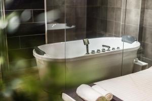 Empire Luxury Apartments