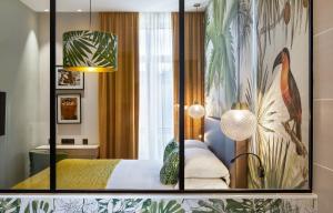 Double or Twin Room with Balcony room in Hotel Verlaine
