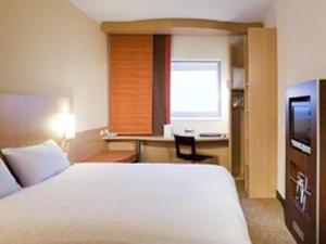 Standard Room with 1 Double Bed room in Ibis Riyadh Olaya Street