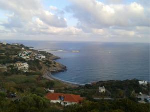 The House of Summer Winds Ikaria Greece