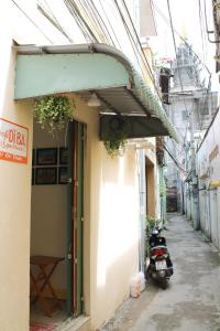 Nhà nghỉ DÌ BA (Mrs 3 guesthouse)_ foody street