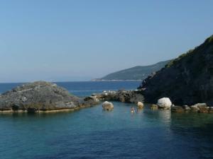 LA PETITE MAISON DANS LA FORET Pelion Greece