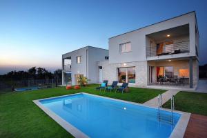 Villa Sky Dream - 4hvězdičkové hotely ve městě Bužinija