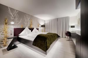 Standard Double Room in Main Building room in Berlins KroneLamm