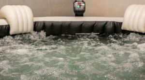 Apartments with event space and jacuzzi
