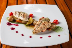 Café de Playa Beach Front Hotel