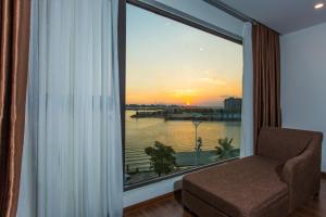 Sun Bay Tuan Chau Hotel