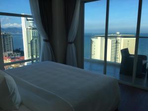 Ocean Suite, 110sqm, 26th floor, Ariyana Condotel