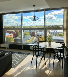 City View Apartment, free parking