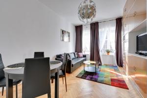 One-Bedroom Apartment (4 Adults) - I Grobla Street room in Old Town Apartments Apartinfo