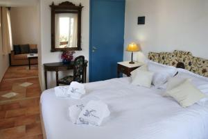 Family Room (2 Adults + 2 Children) room in Villa Martha