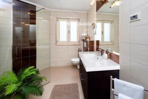 Superior Villa room in Luxury Villa S Domenica near Poreč with Pool Wine Cellar and Billiard