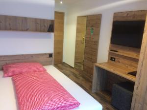 Single Room with Mountain View room in Piz Ot