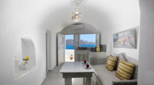 Amaya Selection of Villas Santorini Greece