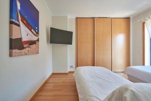 Algarve Oceanfront Luxury Apartment w Pool