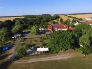 Star Camp Cosa, Ferienwohnungen, Camping, Schlaffässer - Neetzka