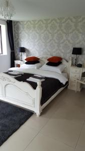 Pensión The WHITE DOVE BED and BREAKFAST/Newark Showground Newark-on-Trent Gran Bretaňa