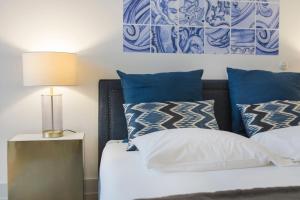 Fancy Downtown Lisbon Apartment by LovelyStay