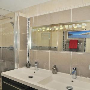 Appartements LE BELLEVUE Location GRAND CONFORT a Cassis : photos des chambres