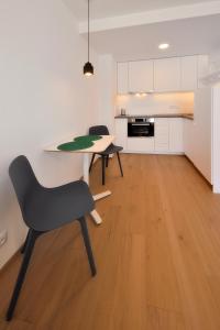 Deluxe Apartment room in Smart Self Check-in Ambiente Apartments