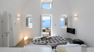 Amaya Selection of Villas Santorini Greece