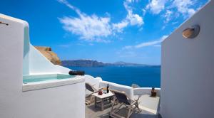 Amaya Selection of Villas Santorini Greece