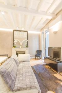 Easylife - Milano - Correnti 24 - Duomo