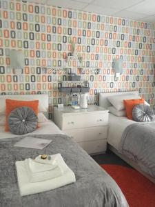 Twin Room room in Sorrento House