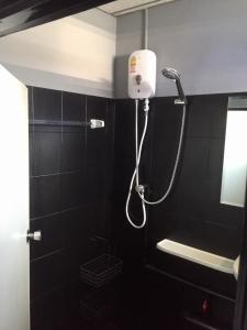 Shanghai Guesthouse Monna bar