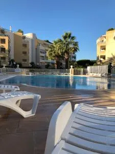 Front beach Luxury near Nice airport - 克罗德卡涅