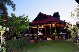 Baan MaiKhiangPhu Wang Nam Khiao