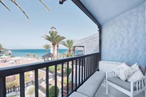 Lidia & Paco Home two bedrooms beachfront