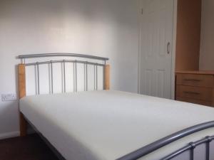 En-Suite Room Stay Bangor