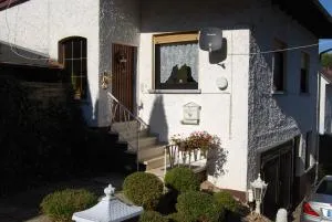 6 Schulstraße - Bieber