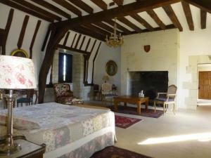 B&B / Chambres d'hotes Le Clos Chavigny : Suite 2 Chambres