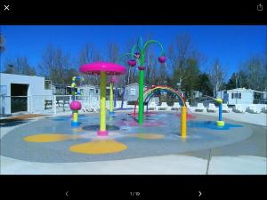 Campings Mobilhome Vias plage dans Camping : photos des chambres