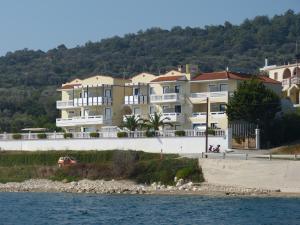 Ostria Seaside Studios and Apartments Chios-Island Greece