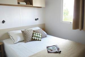 Campings Mobilhome Vias plage dans Camping : photos des chambres