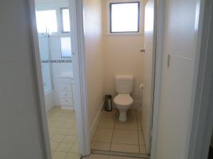 Edge Hill Clean & Green Cairns, 7 Minutes from the Airport, 7 Minutes to Cairns CBD & Reef Fleet Terminal