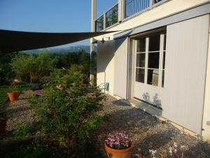 Appartements Splendide vue Pyrenees, Rez de jardin 2 chambres : photos des chambres