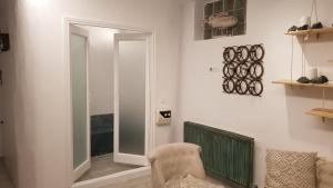 Bronze Suite with Indoor Sauna & Private Outdoor Hot Tub
