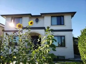 Metropolis MetroTown Area lovely place 2 bedrooms suite - Нью-Уэстминстер